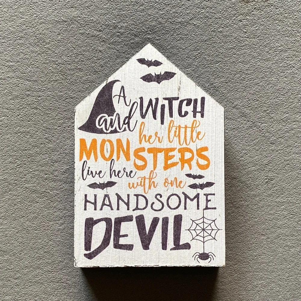Halloween Decor - Picture 1 of 3